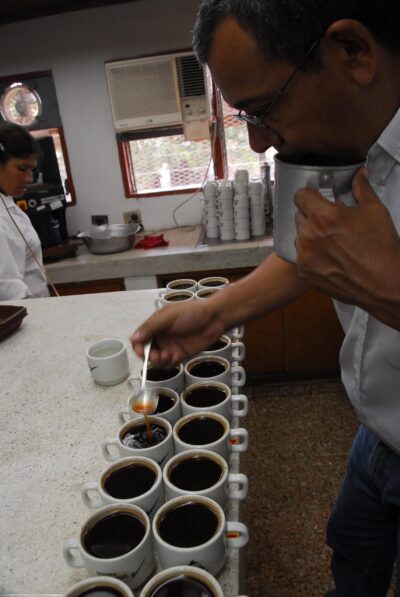 Almacafe’ the coffe’ soul COLOMBIA- Santa Marta feb 2008- NICCOLO CELESTI (9)